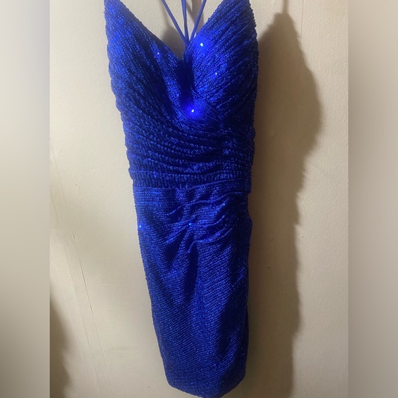 Short blue dress size 2 - Picture 4 of 4